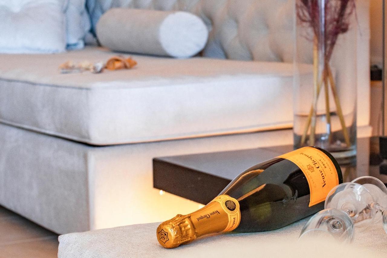 Ninos Luxury Apartment Korfu Dış mekan fotoğraf