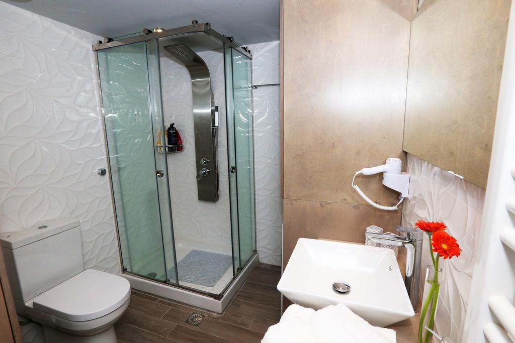 Ninos Luxury Apartment Korfu Dış mekan fotoğraf